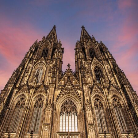 Städte als Bühne – wie 2025 Architektur außergewöhnliche Geschichten erzählt