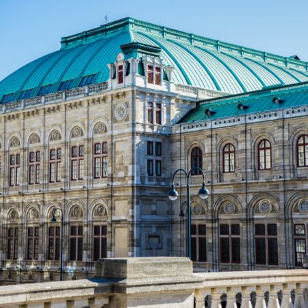 Was zieht man in der Oper an? Der große Dresscode-Ratgeber